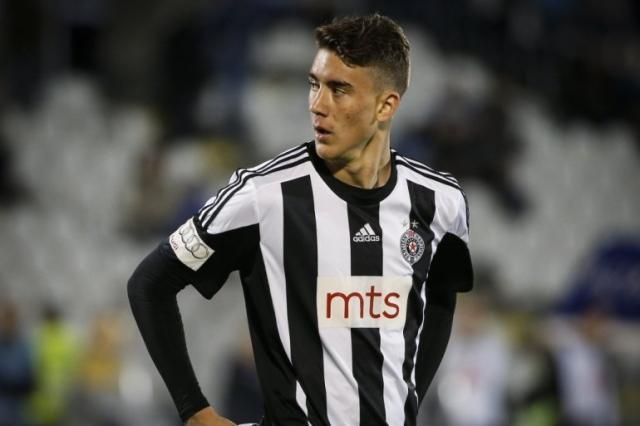 坚守与坚持 坚守与坚持