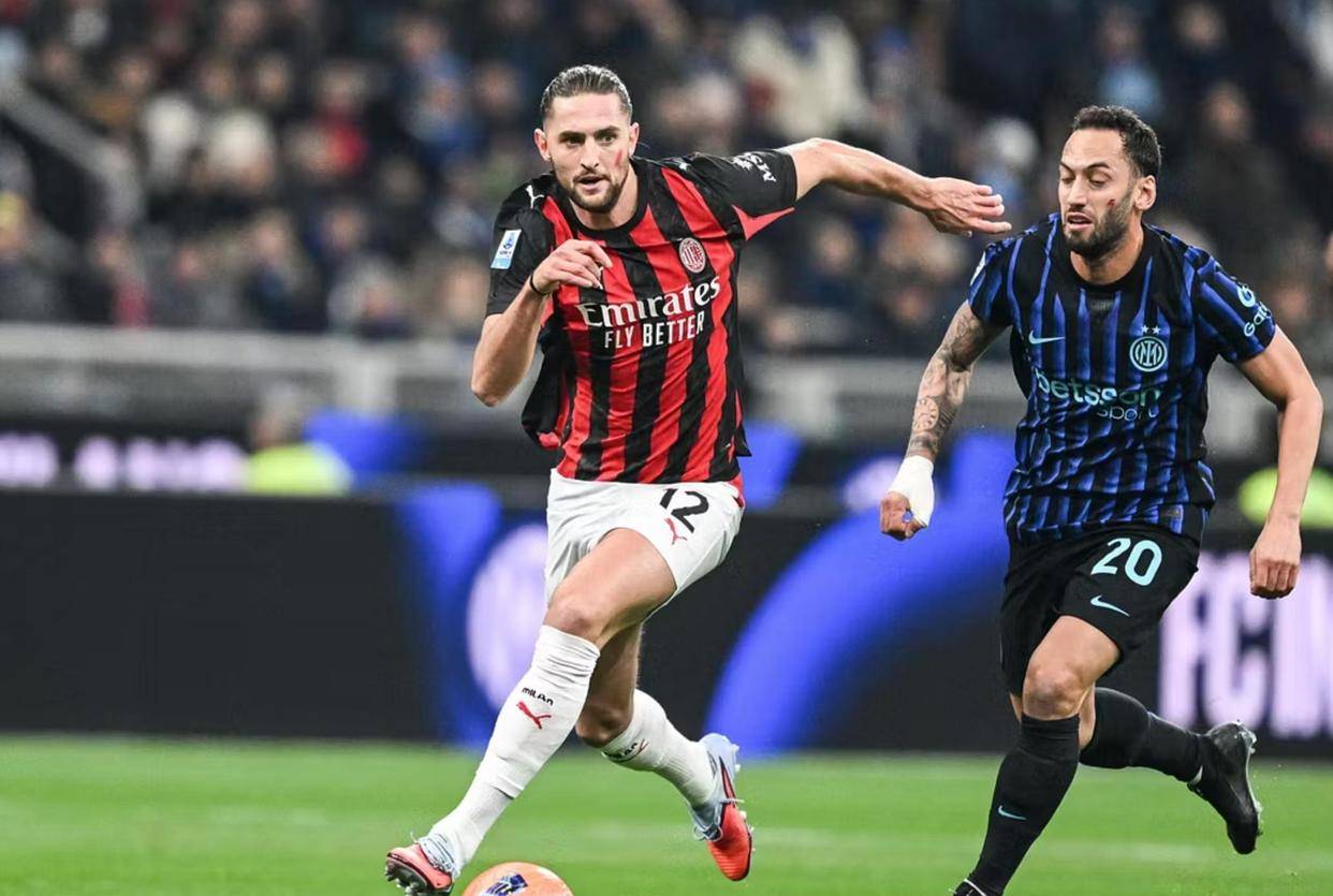 又盯住底角 又盯住底角